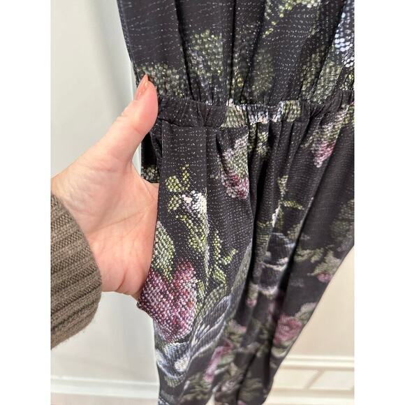 Lululemon Party Onsie in Garden Party Smooth Silver Multi - Picture 7 of 8